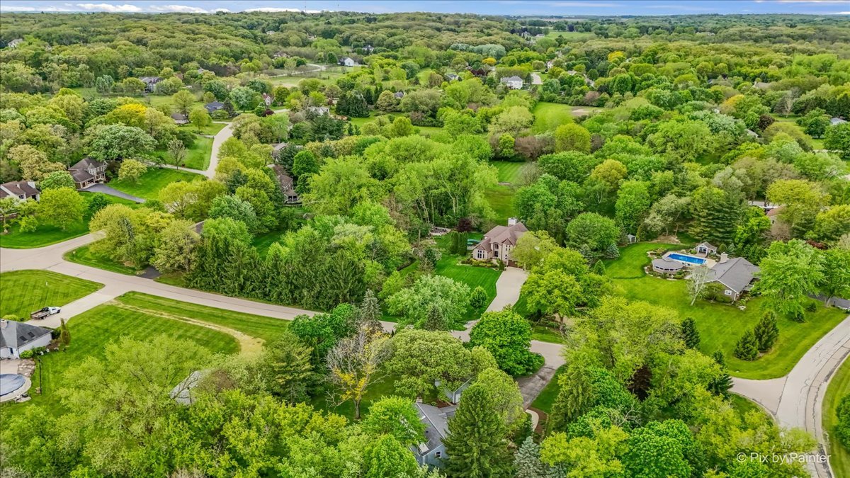 4N015 Trotter Lane, St. Charles, IL 60175