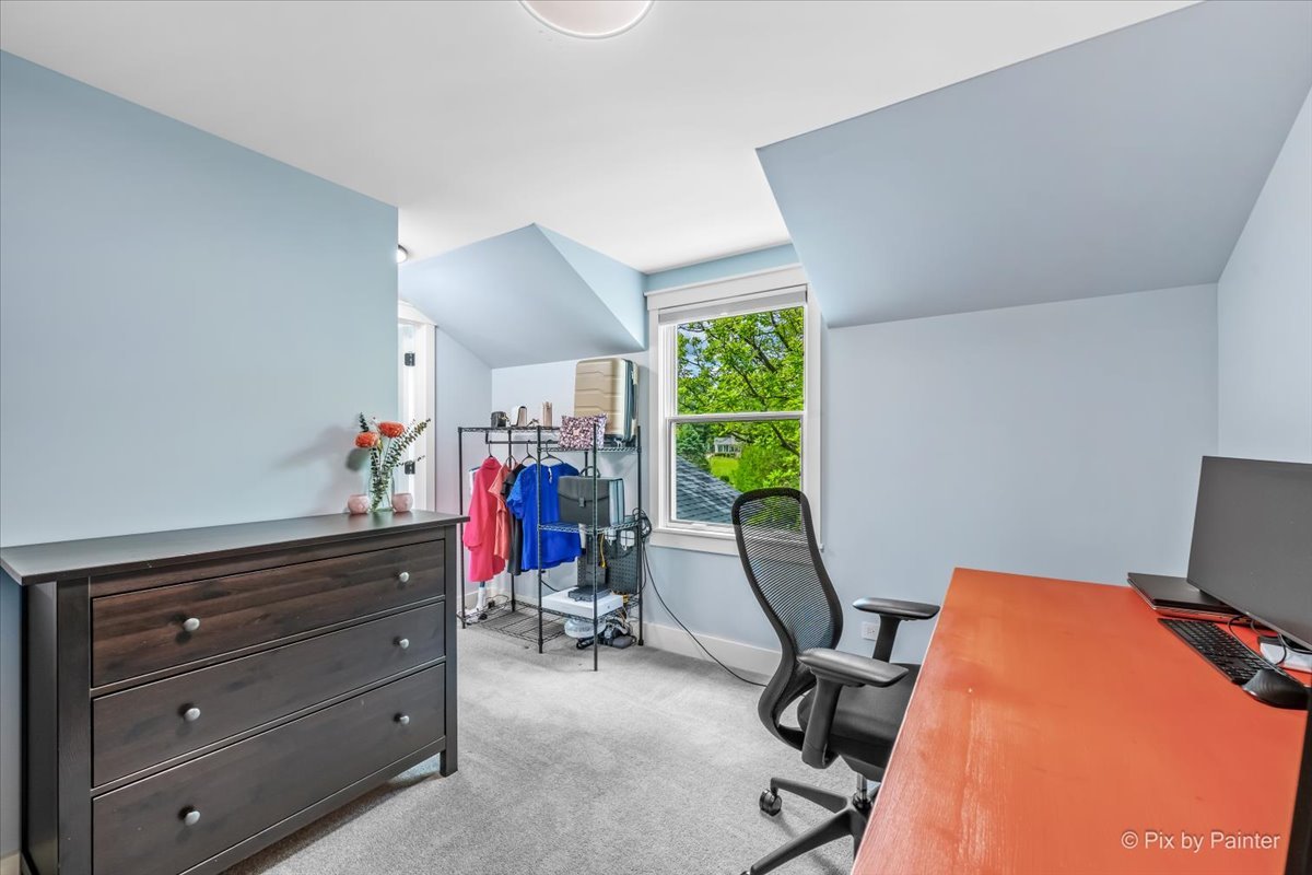 4N015 Trotter Lane, St. Charles, IL 60175