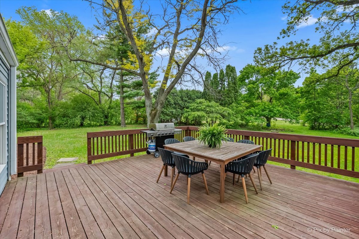 4N015 Trotter Lane, St. Charles, IL 60175