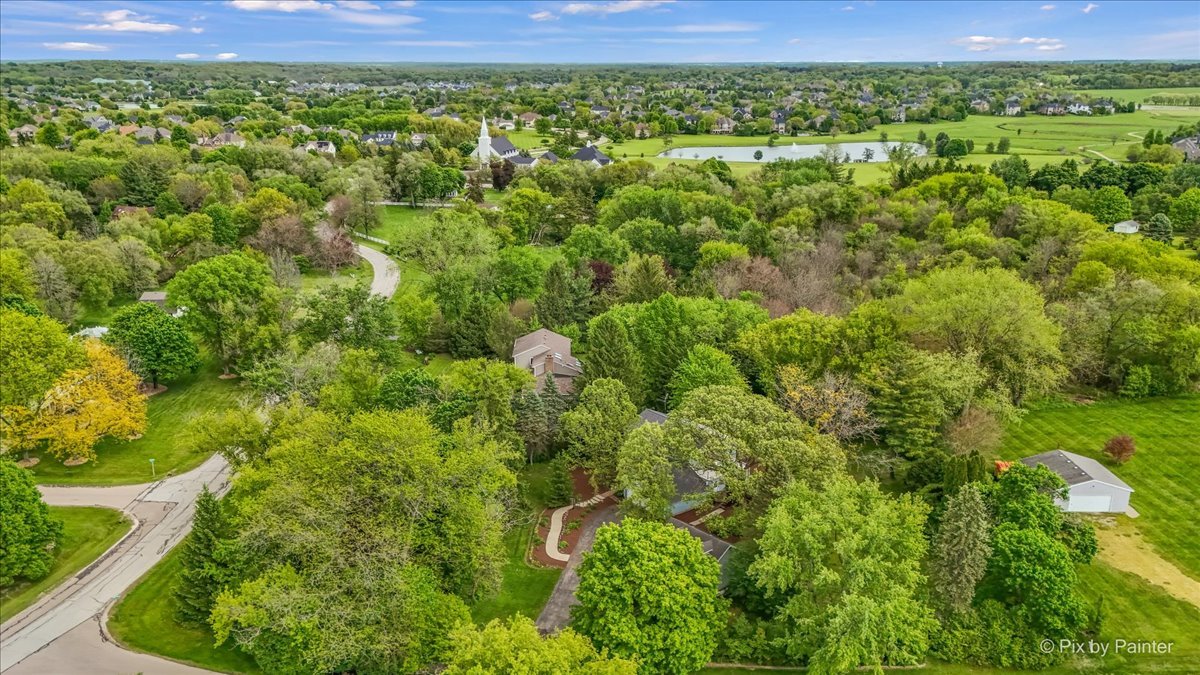 4N015 Trotter Lane, St. Charles, IL 60175