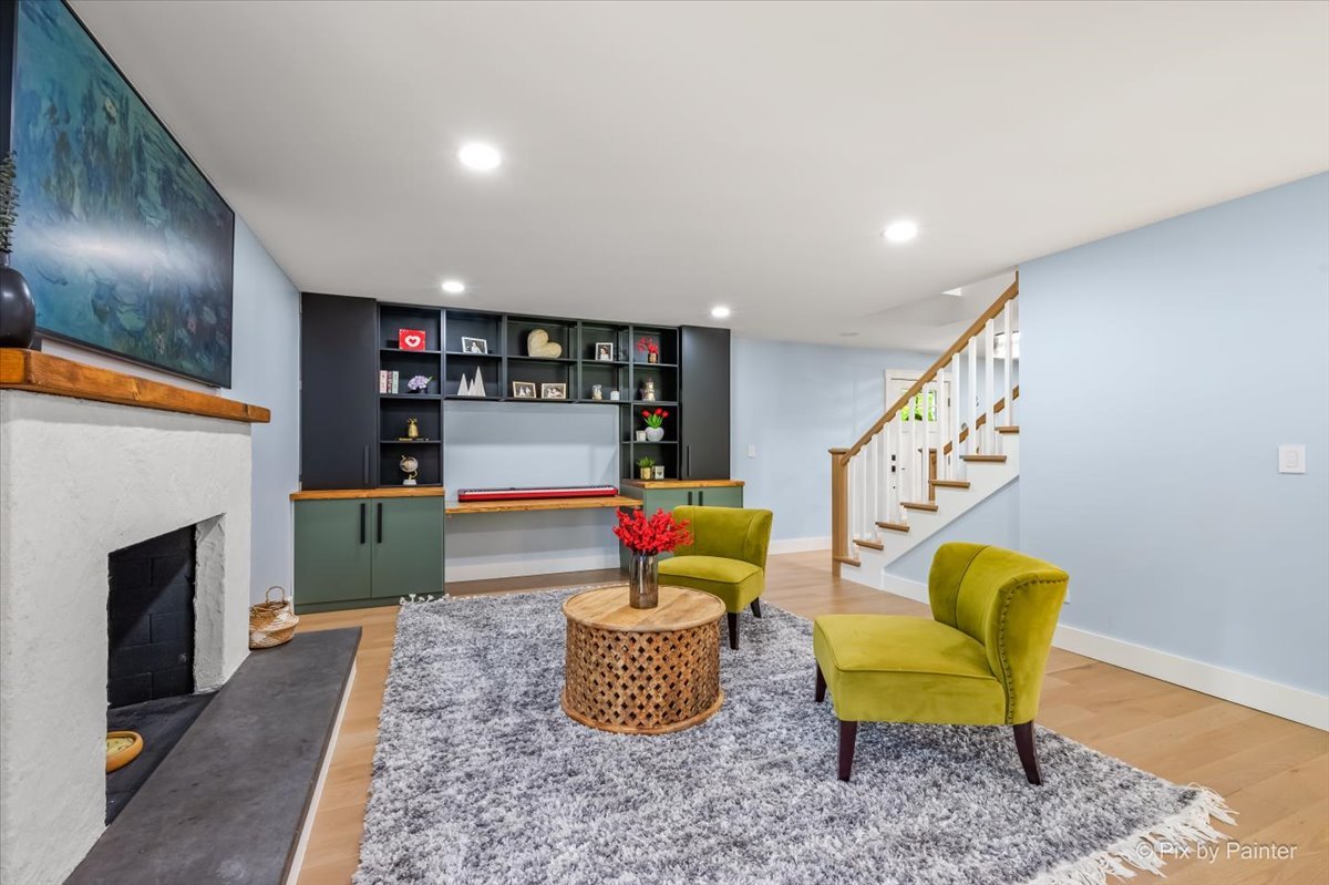 4N015 Trotter Lane, St. Charles, IL 60175