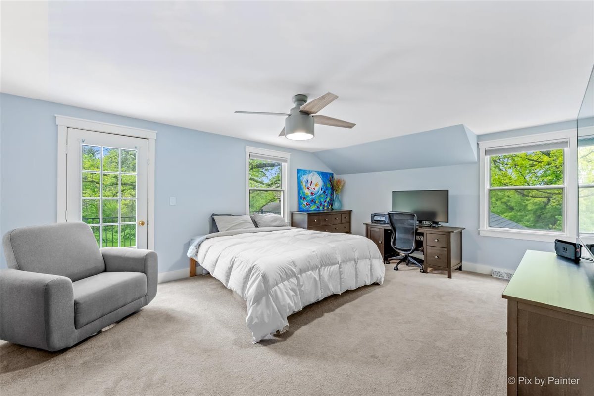 4N015 Trotter Lane, St. Charles, IL 60175