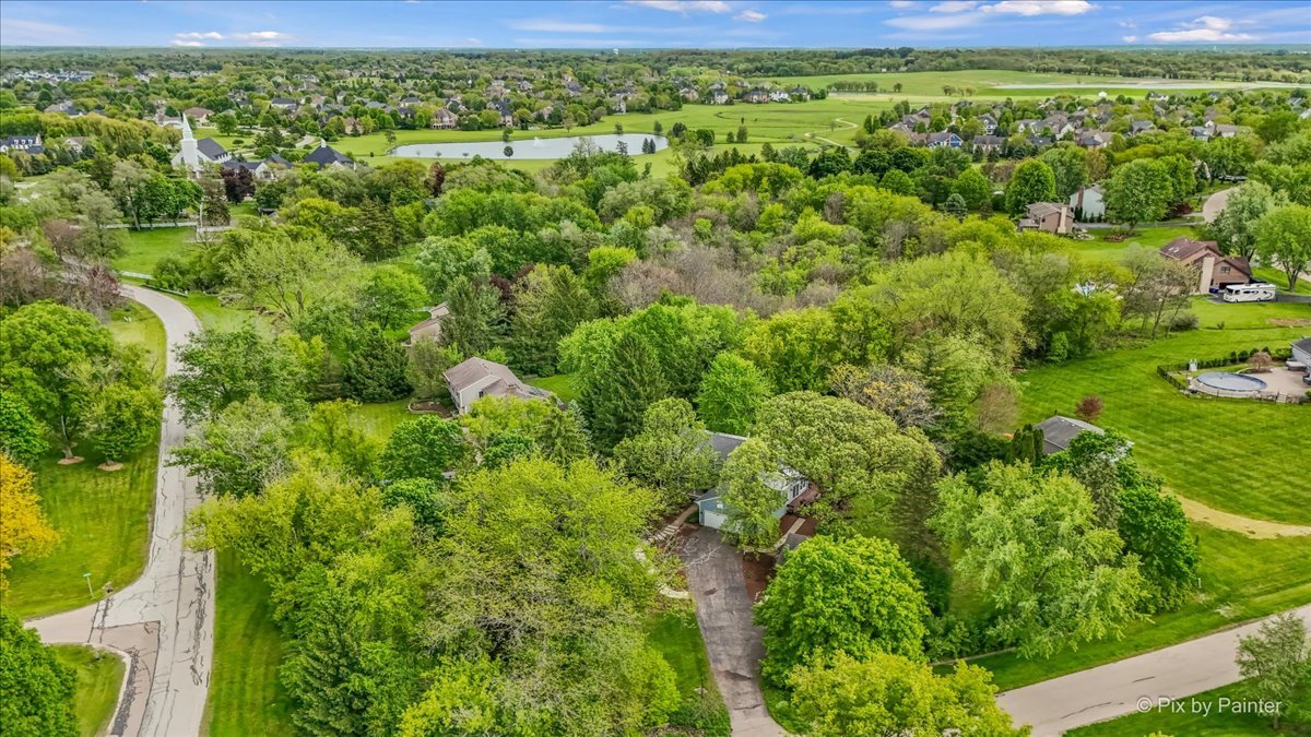 4N015 Trotter Lane, St. Charles, IL 60175