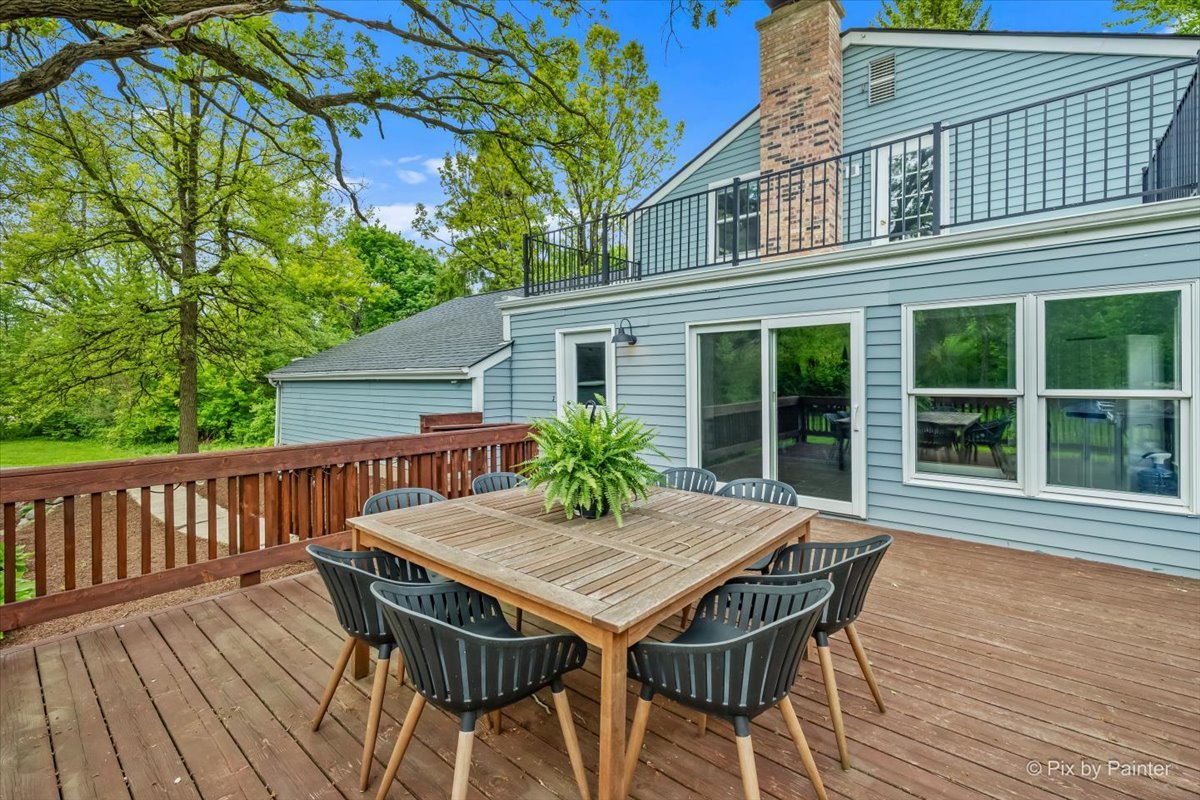 4N015 Trotter Lane, St. Charles, IL 60175