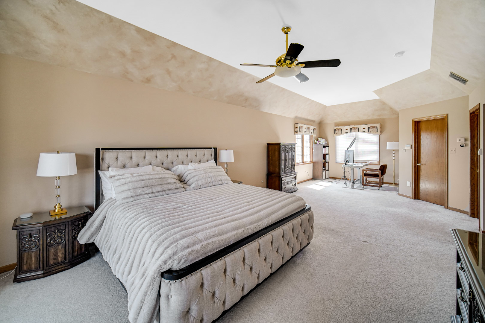 15538 Royal Glen Court, Orland Park, IL 60467