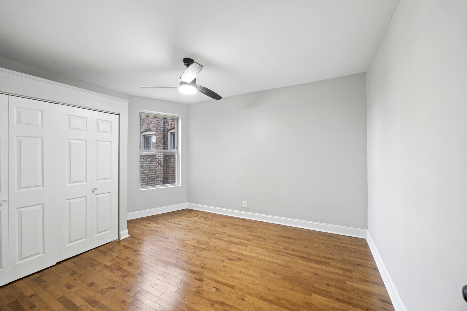 1552 E 65th Place #3, Chicago, IL 60637