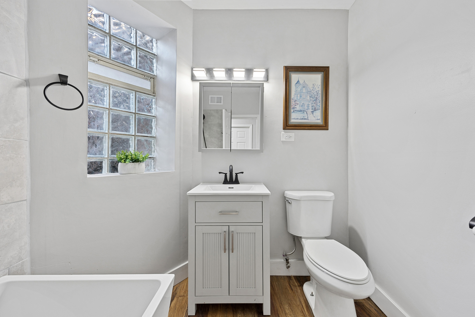 1552 E 65th Place #3, Chicago, IL 60637