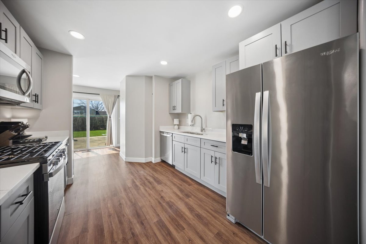 703 Westmere Road, Des Plaines, IL 60016