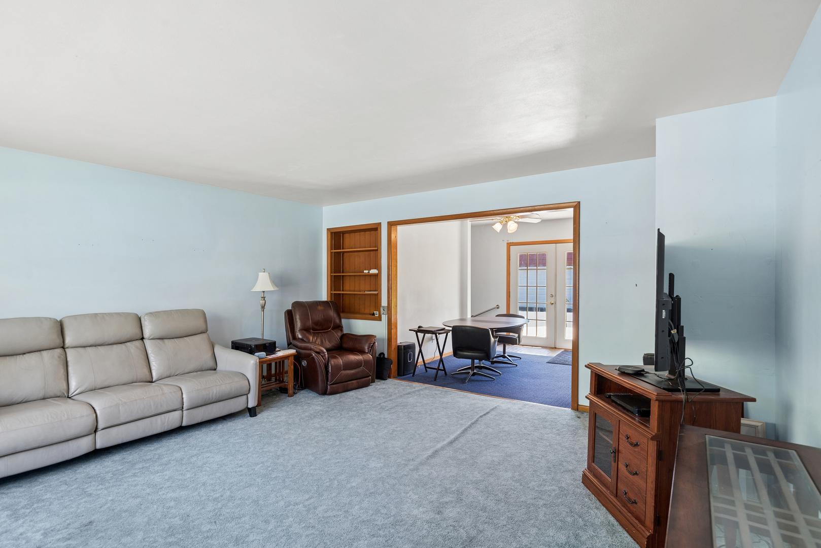 2703 11th Street, Winthrop Harbor, IL 60096