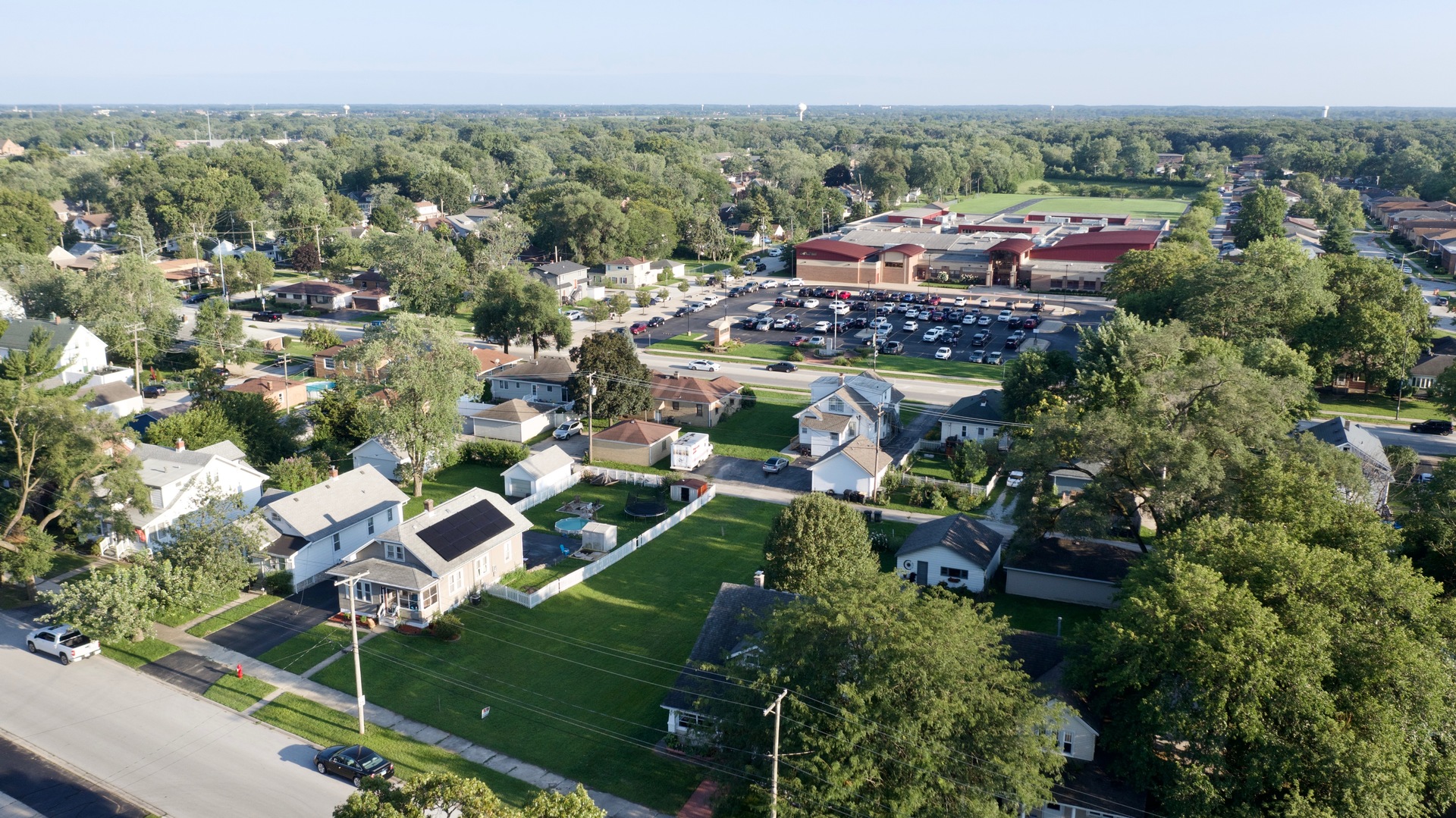 2715 Indiana Avenue, Lansing, IL 60438