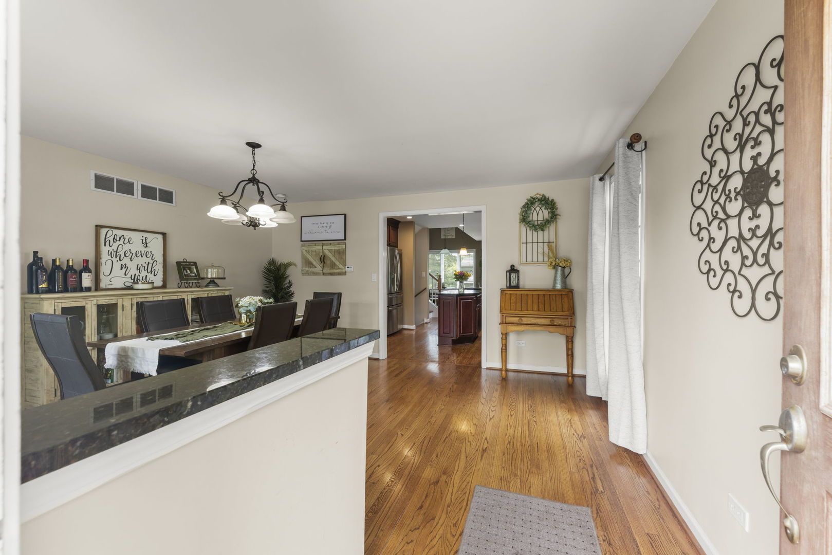 4528 Middaugh Avenue, Downers Grove, IL 60515