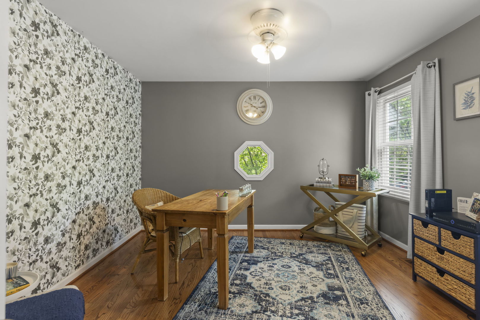 4528 Middaugh Avenue, Downers Grove, IL 60515
