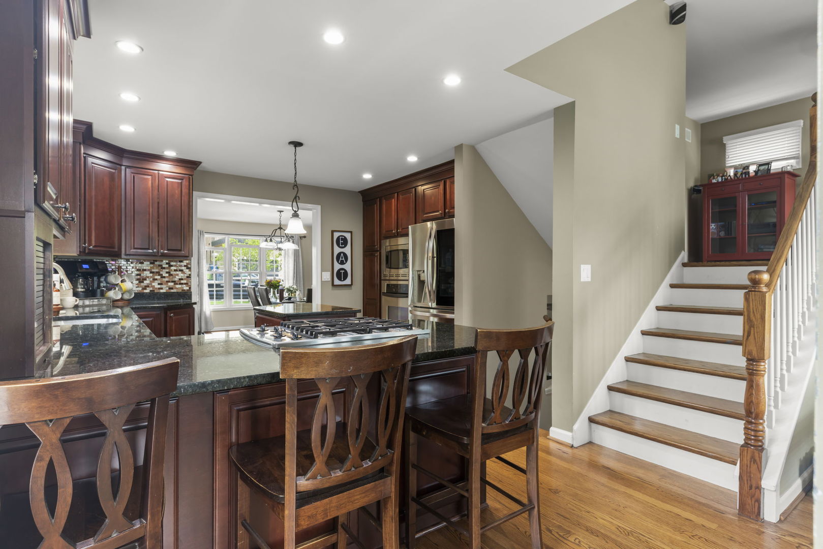 4528 Middaugh Avenue, Downers Grove, IL 60515