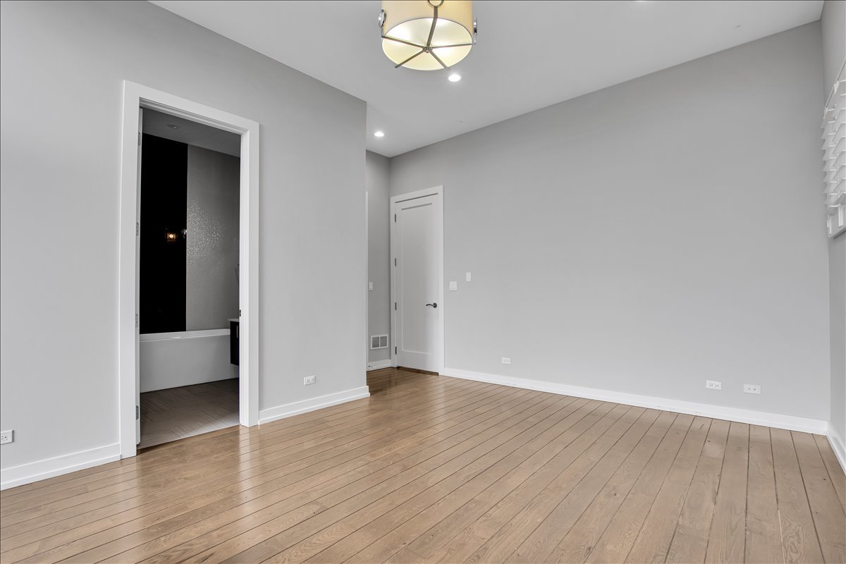 1821 W Armitage Avenue #3W, Chicago, IL 60622