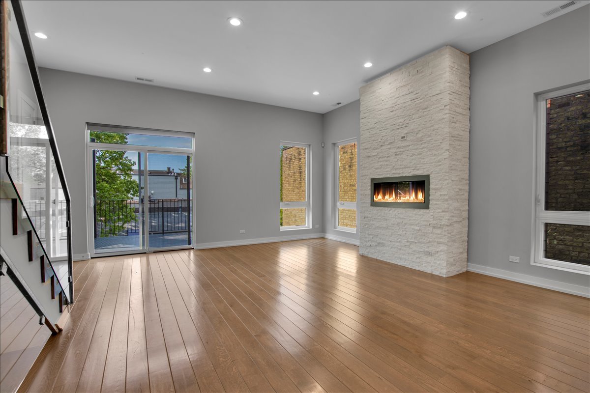 1821 W Armitage Avenue #3W, Chicago, IL 60622