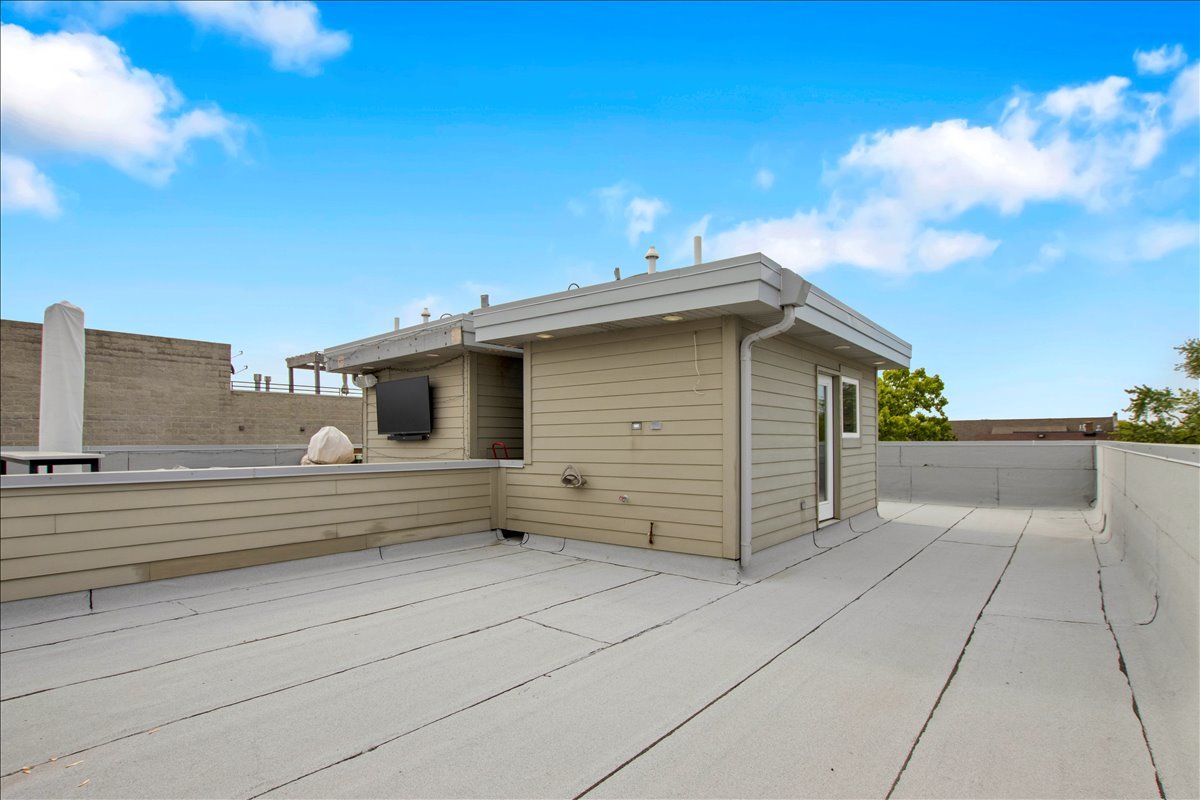 1821 W Armitage Avenue #3W, Chicago, IL 60622