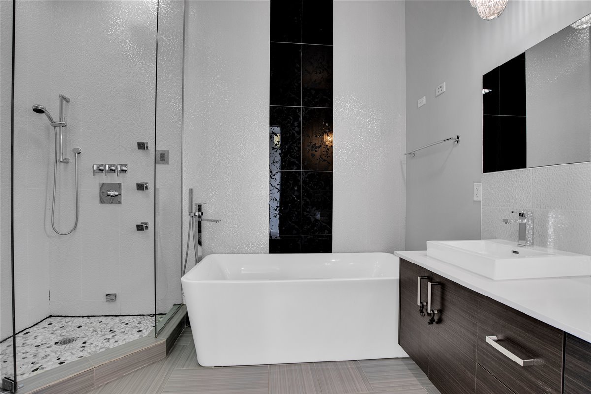 1821 W Armitage Avenue #3W, Chicago, IL 60622