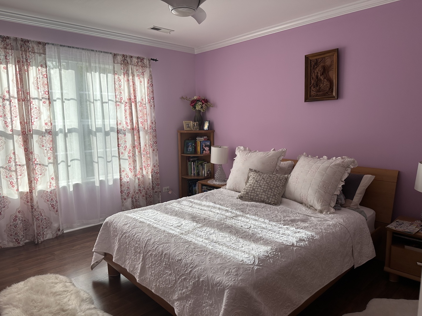 172 N East River Road #R, Des Plaines, IL 60016