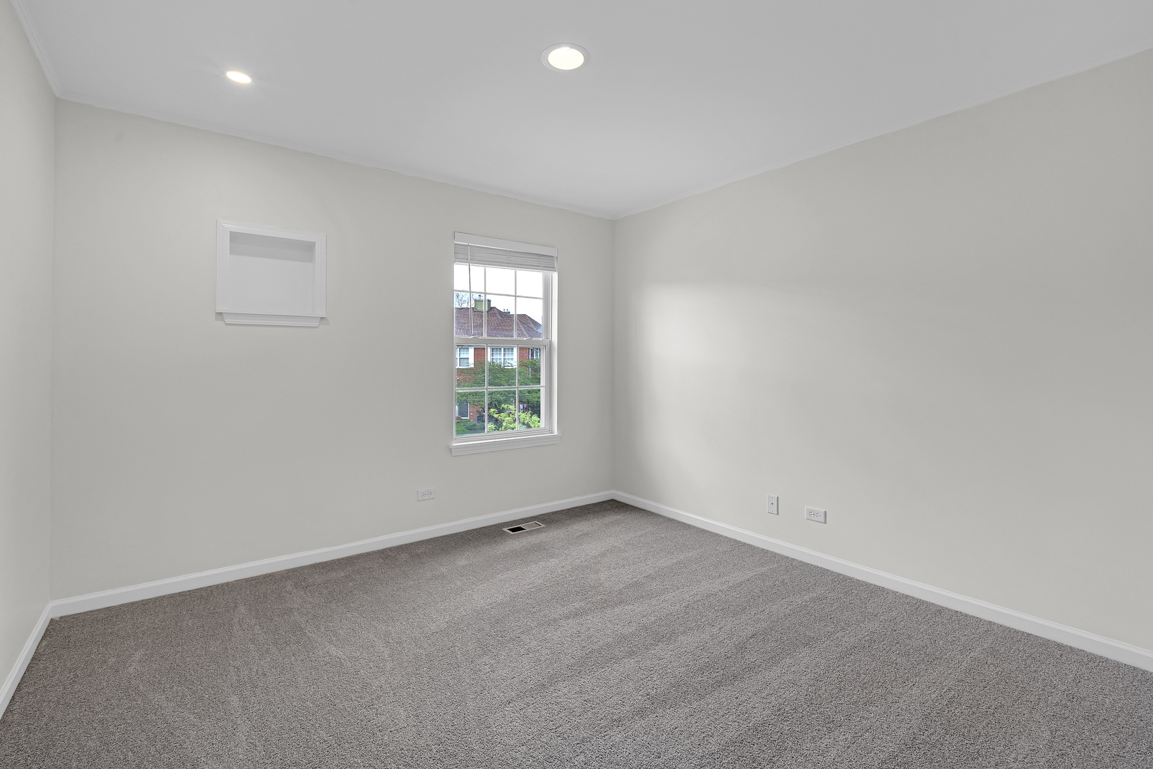 947 Kensington Drive #7-E3, Northbrook, IL 60062