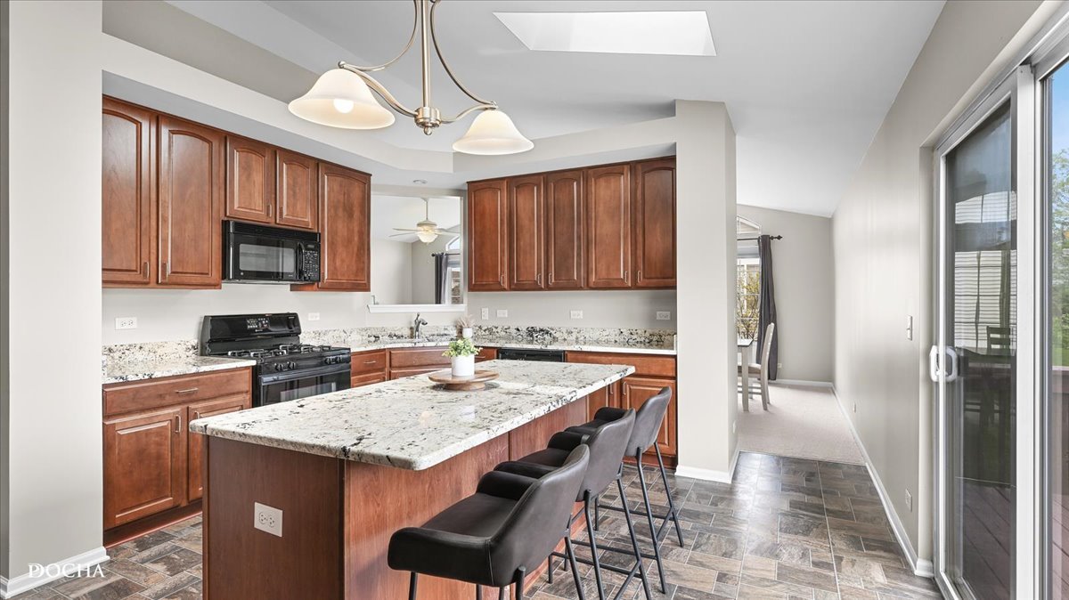 1698 FREDERICKSBURG Lane #1698, Aurora, IL 60503