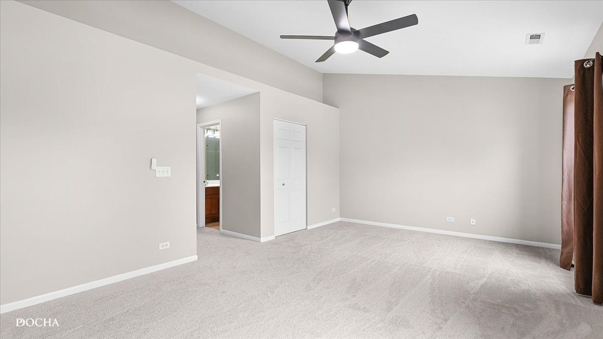 1698 FREDERICKSBURG Lane #1698, Aurora, IL 60503