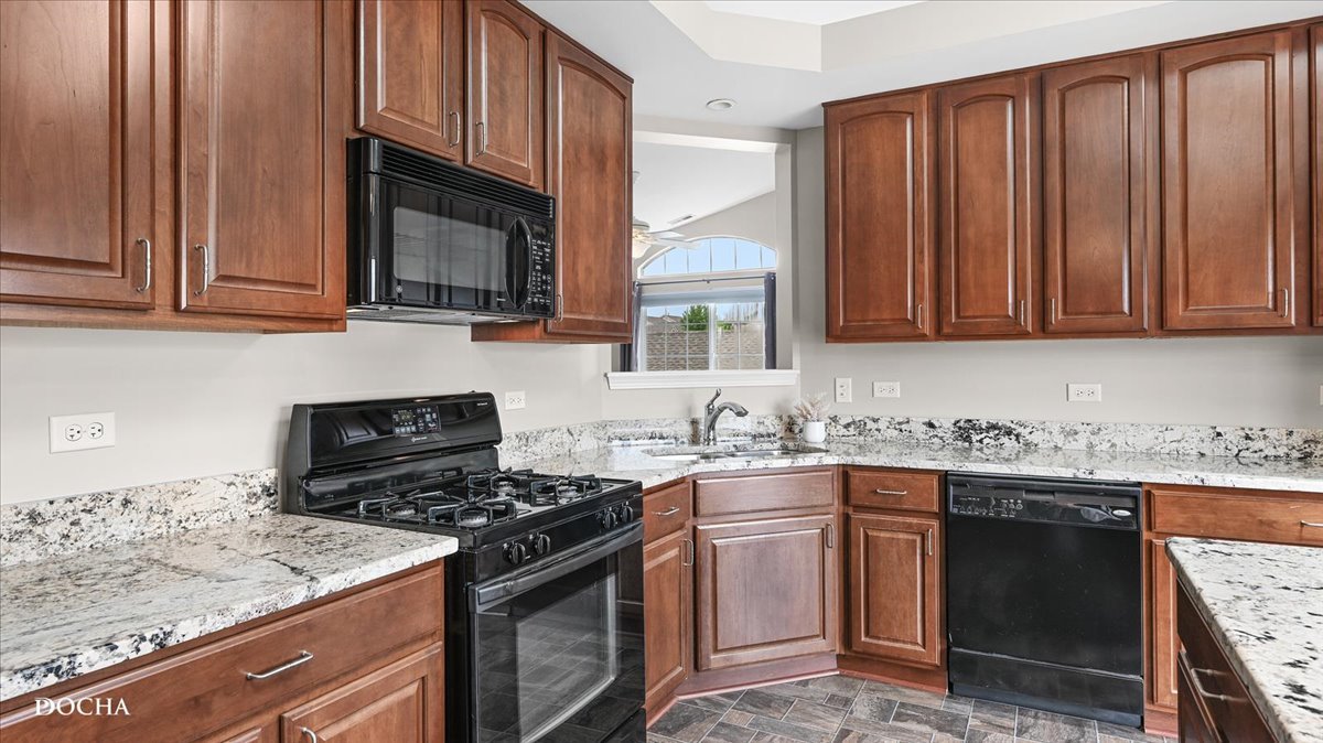 1698 FREDERICKSBURG Lane #1698, Aurora, IL 60503