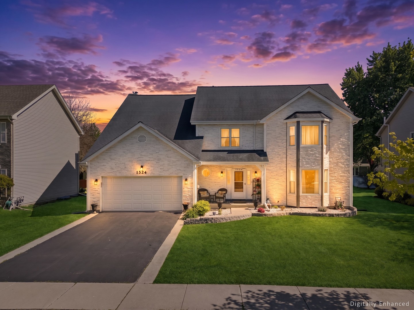 1524 Oswego Road, Naperville, IL 60540