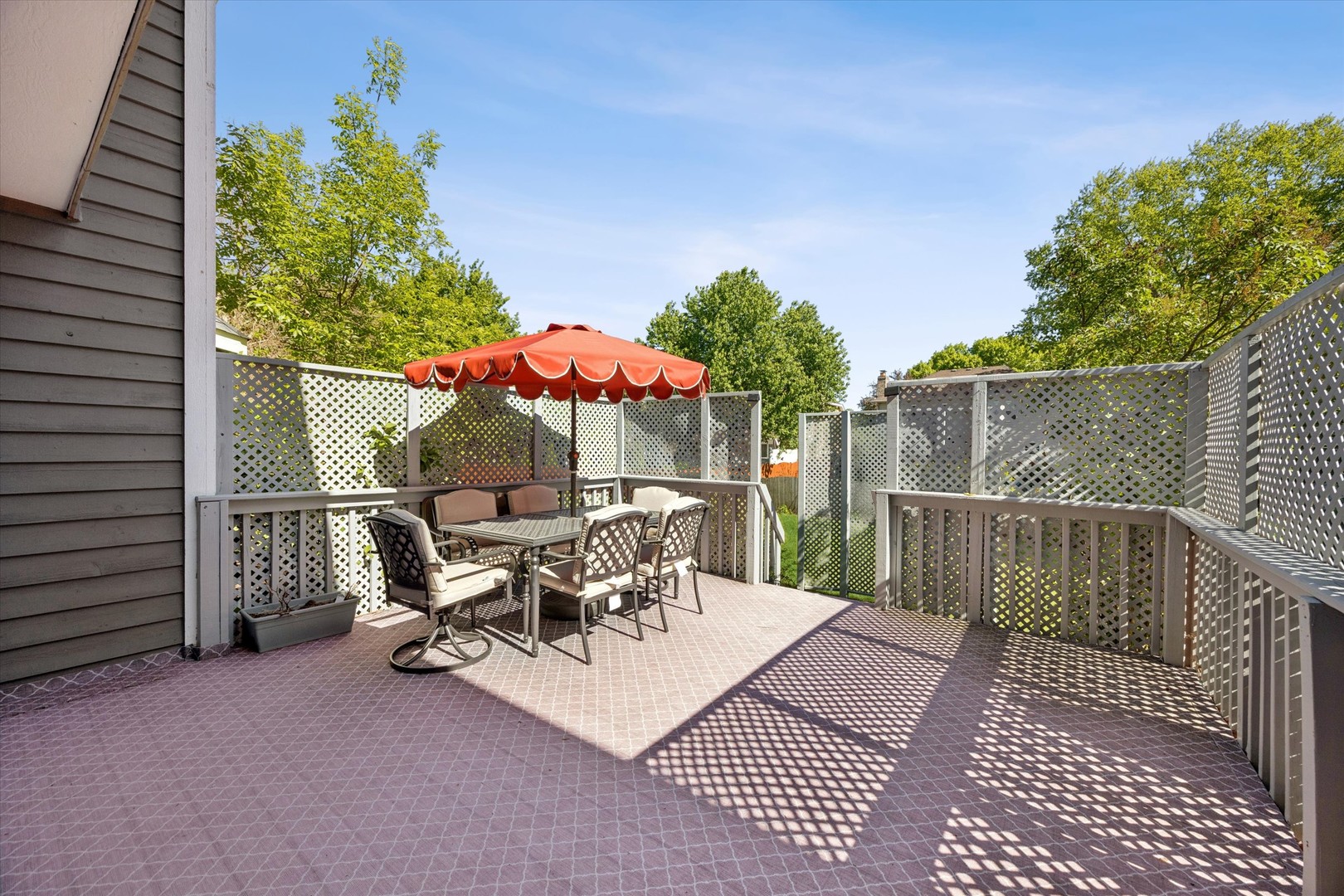 1524 Oswego Road, Naperville, IL 60540