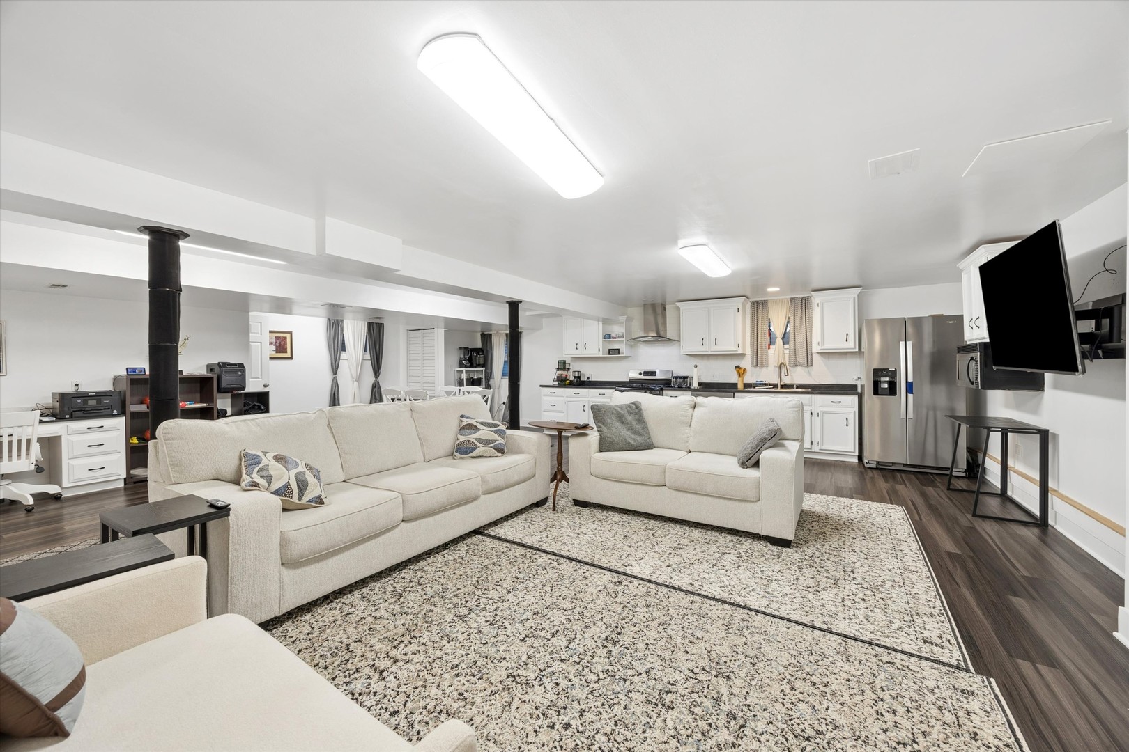 1524 Oswego Road, Naperville, IL 60540