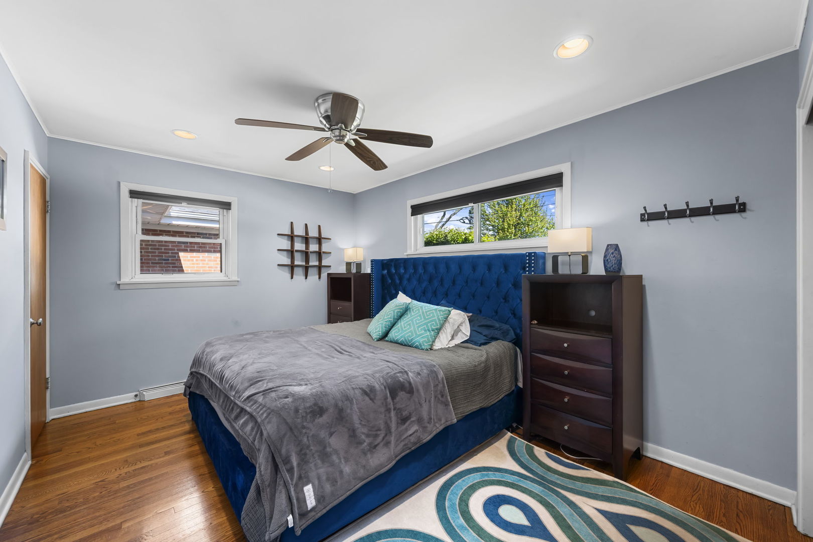 132 N PHELPS Avenue, Arlington Heights, IL 60004