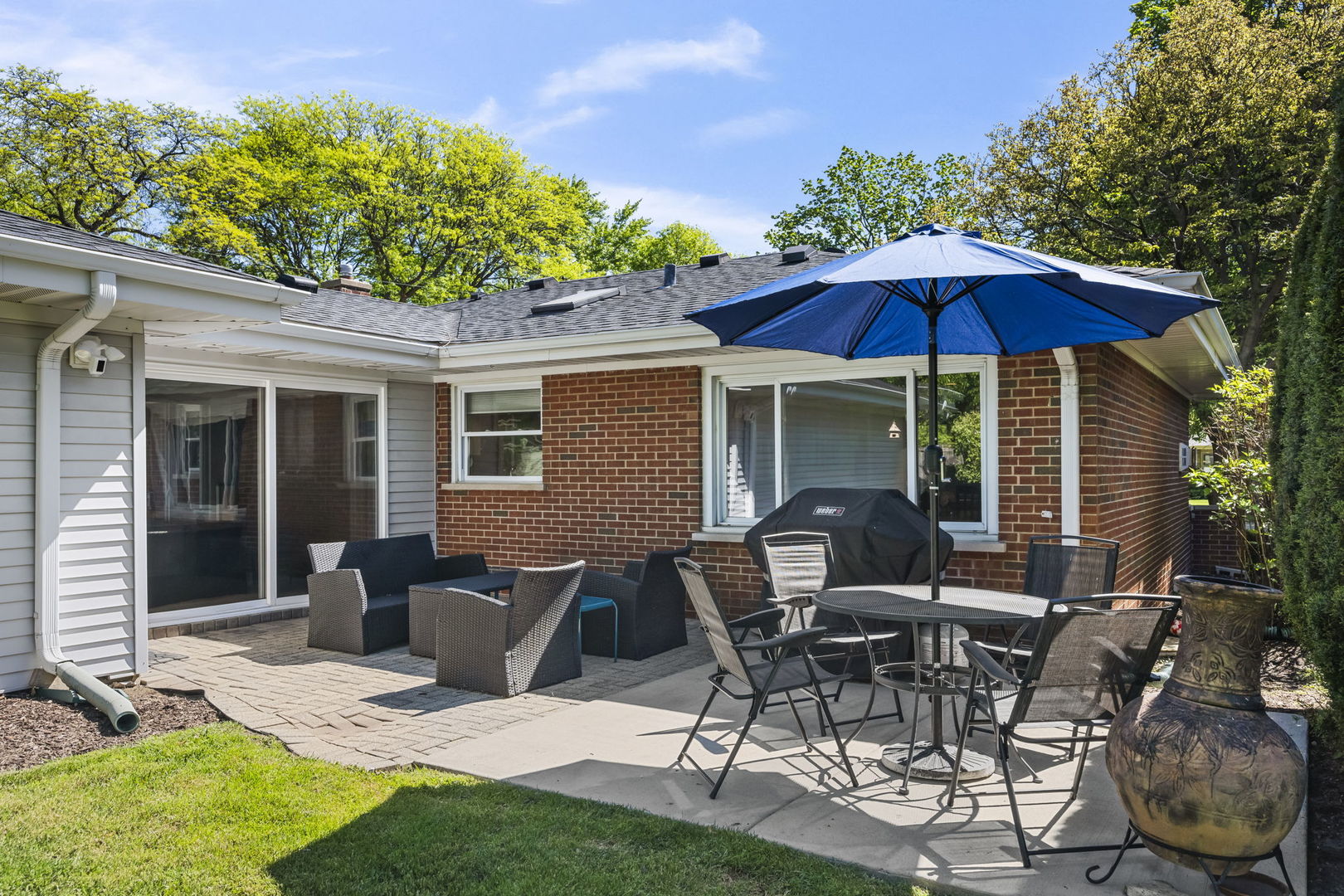 132 N PHELPS Avenue, Arlington Heights, IL 60004