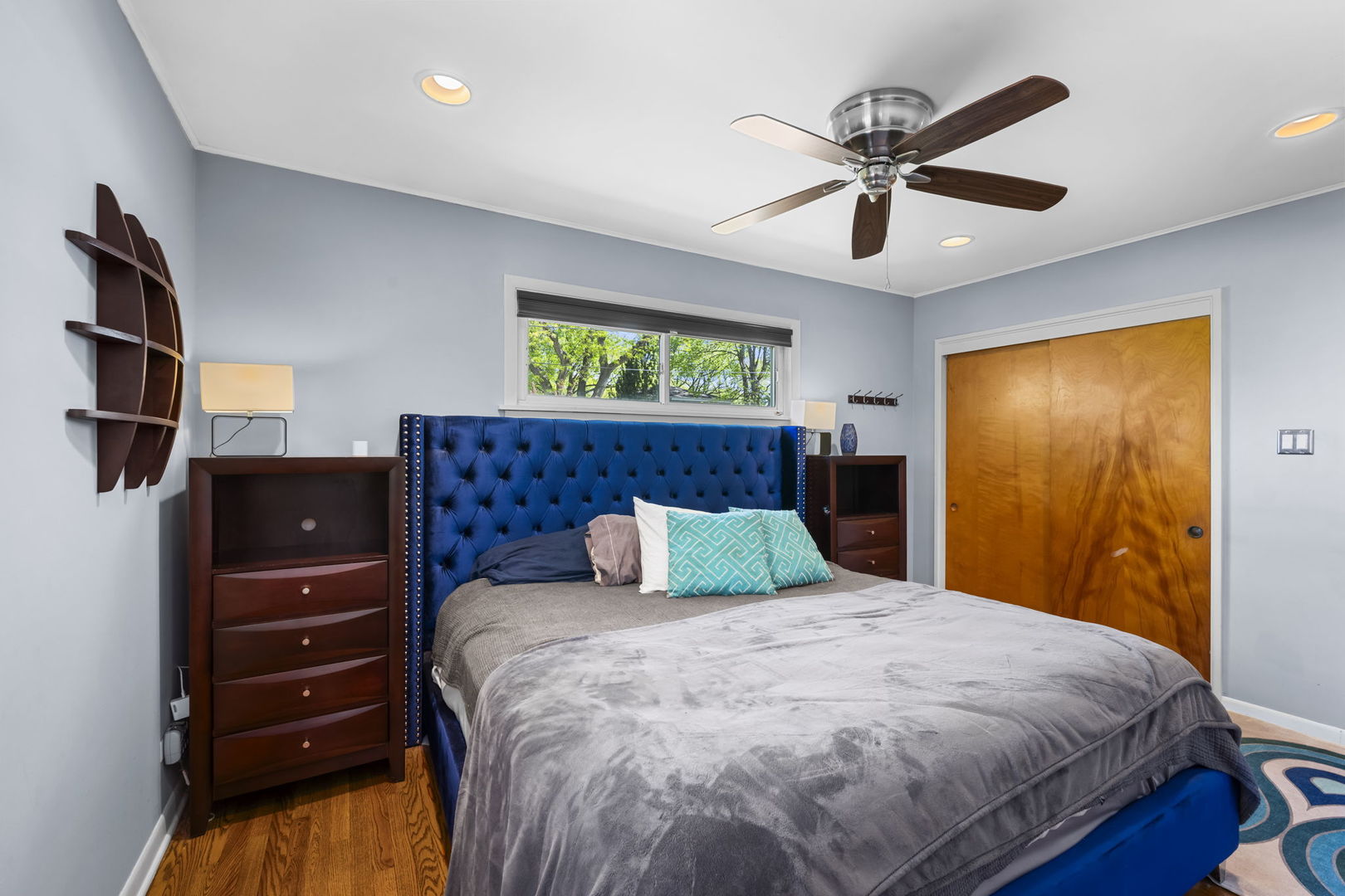 132 N PHELPS Avenue, Arlington Heights, IL 60004