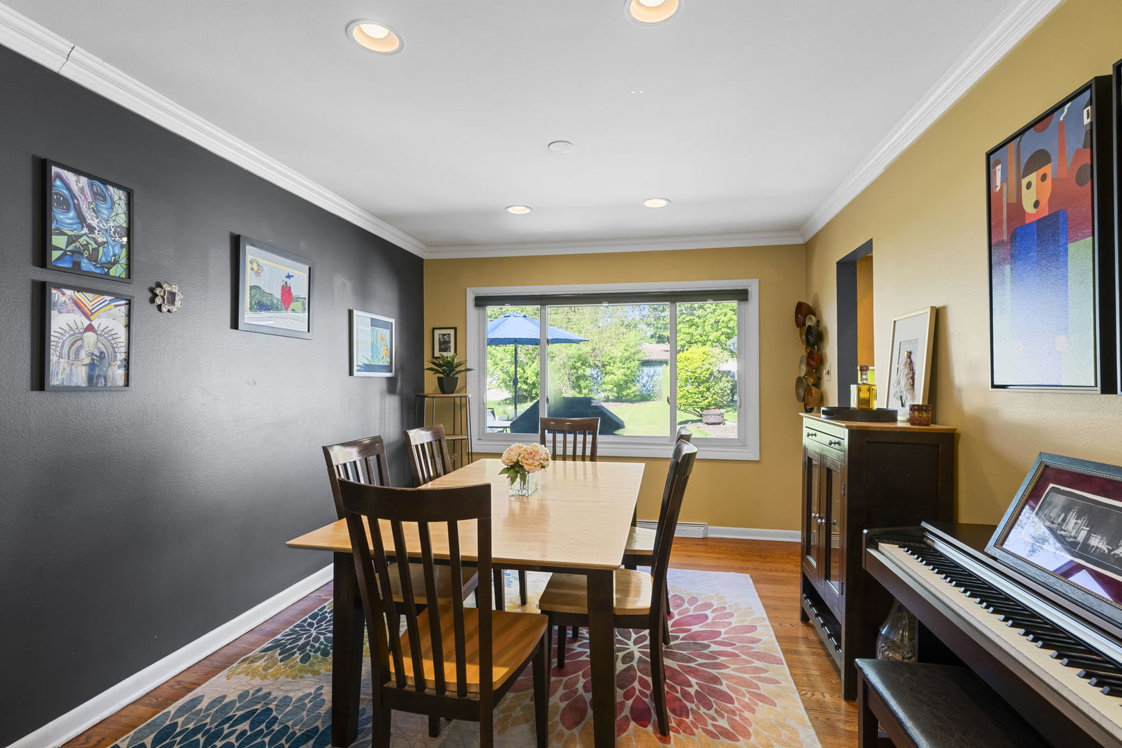 132 N PHELPS Avenue, Arlington Heights, IL 60004