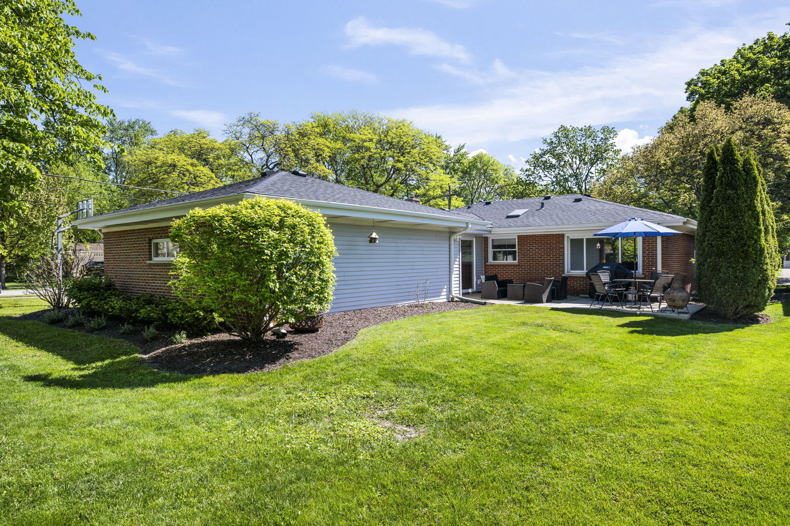 132 N PHELPS Avenue, Arlington Heights, IL 60004