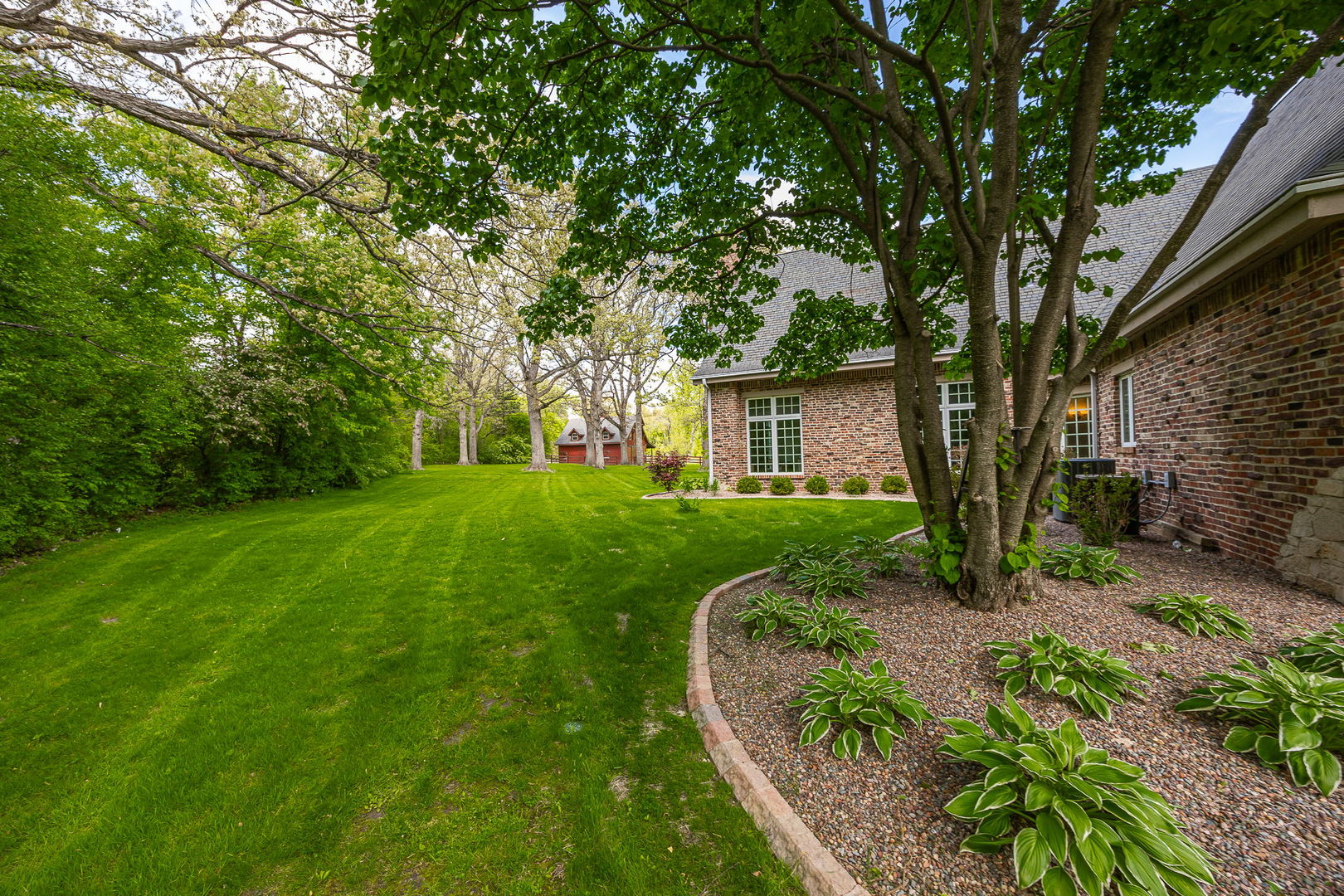 7S460 Donwood Drive, Naperville, IL 60540