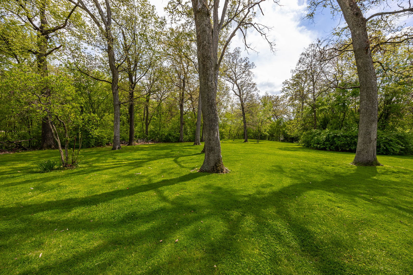 7S460 Donwood Drive, Naperville, IL 60540