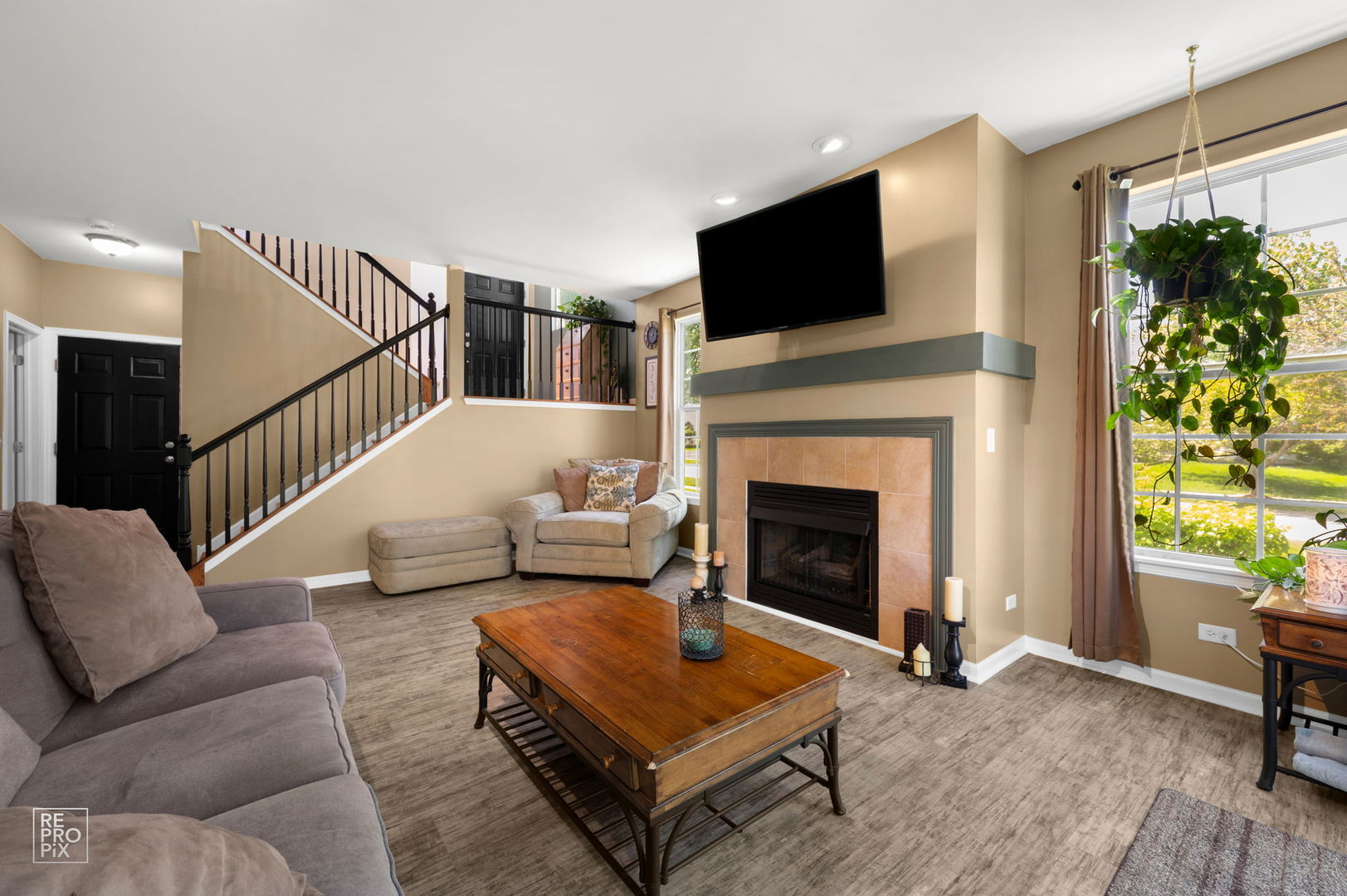 1948 Sundrop Court, Bartlett, IL 60103