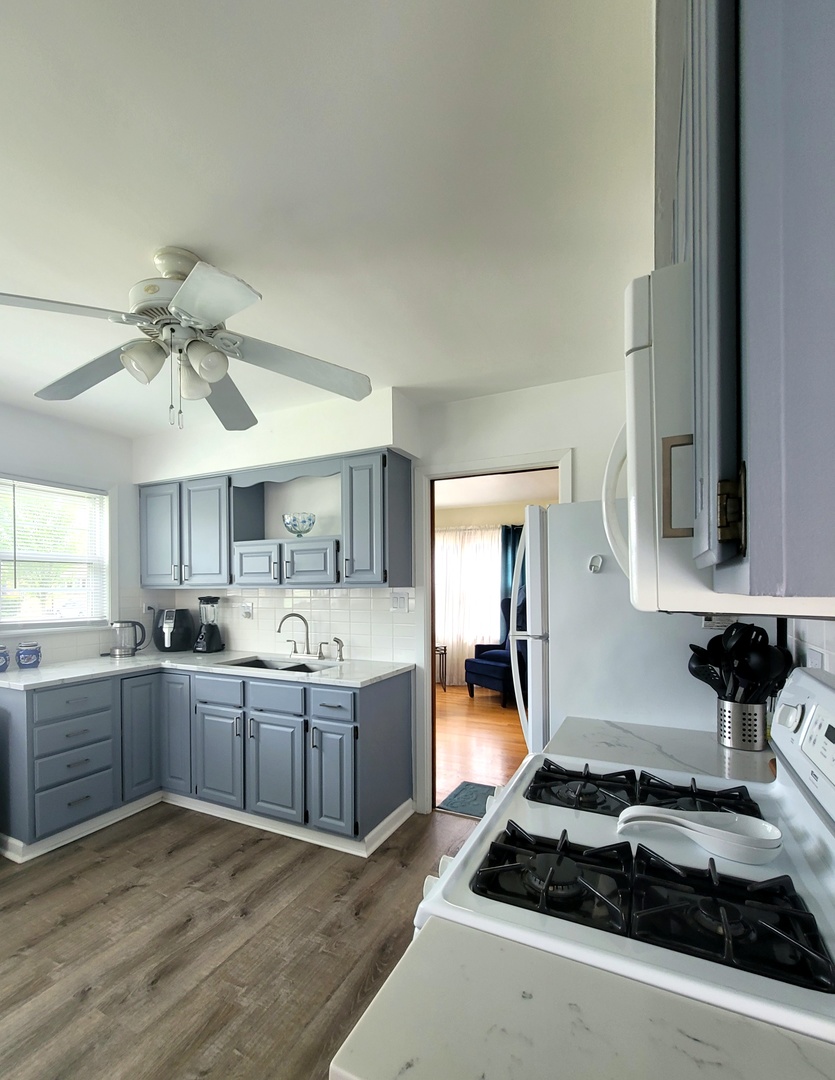 3634 Sarah Street, Franklin Park, IL 60131