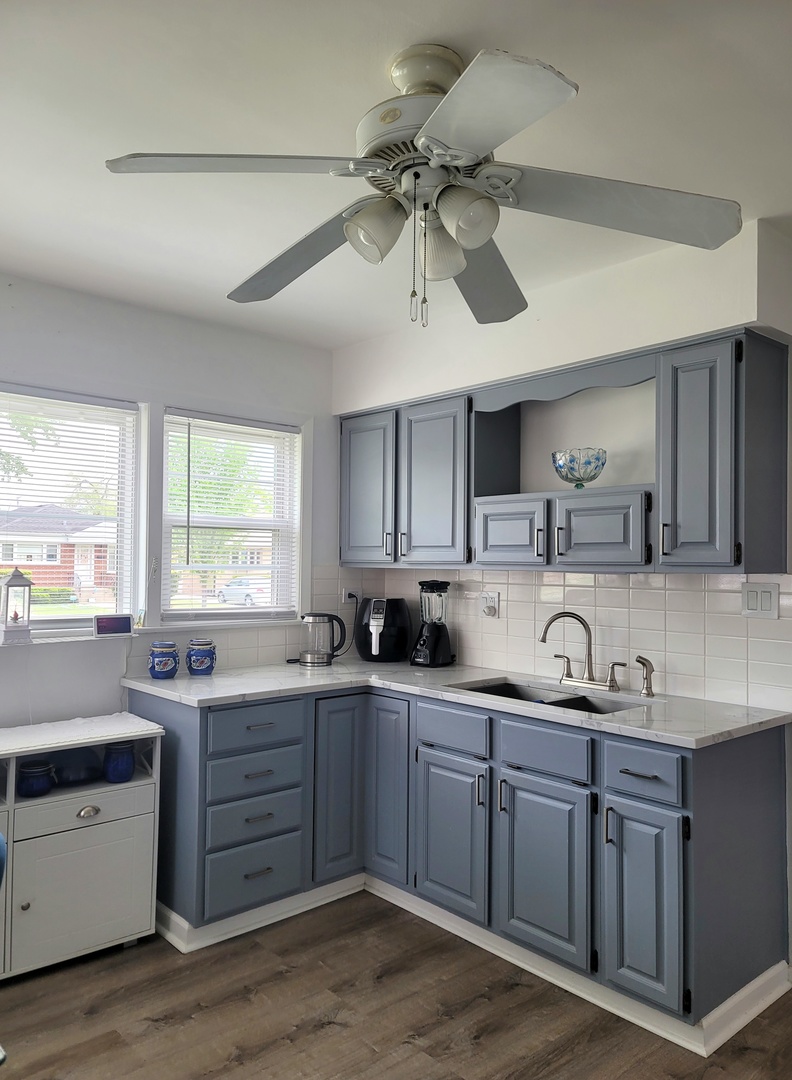 3634 Sarah Street, Franklin Park, IL 60131