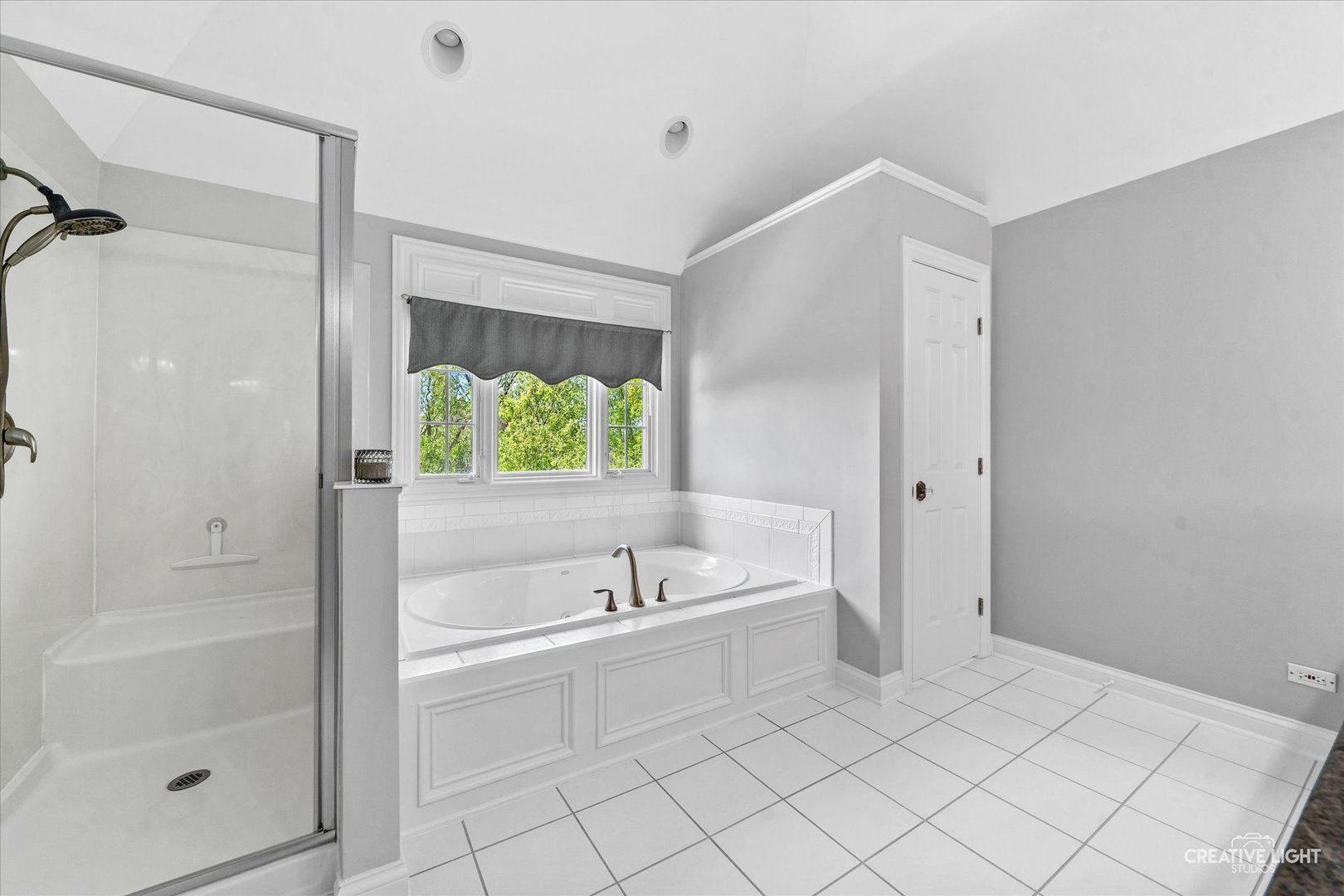 3N890 Emily Dickinson Lane, St. Charles, IL 60175