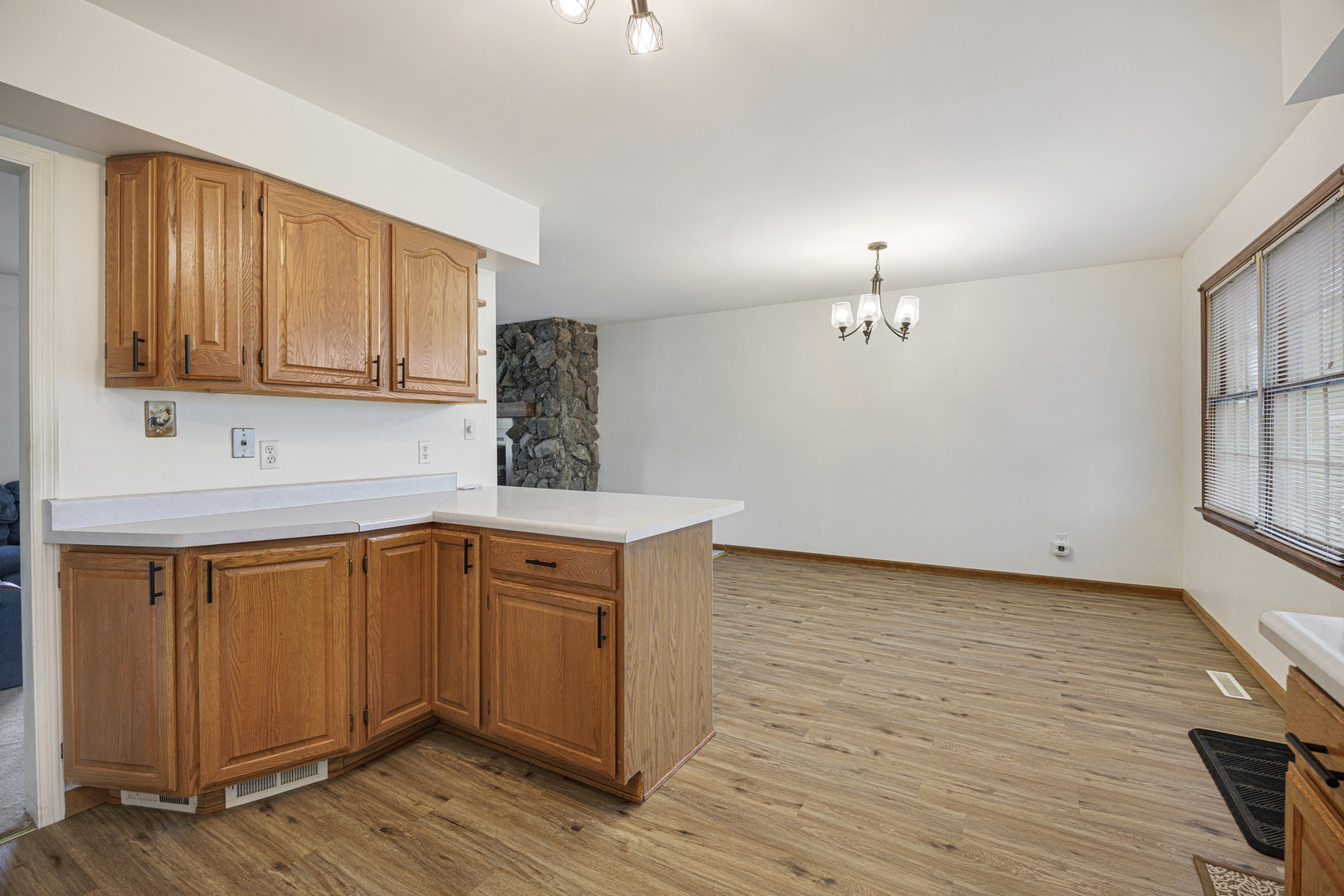 26 Miller Road, Lake In The Hills, IL 60156