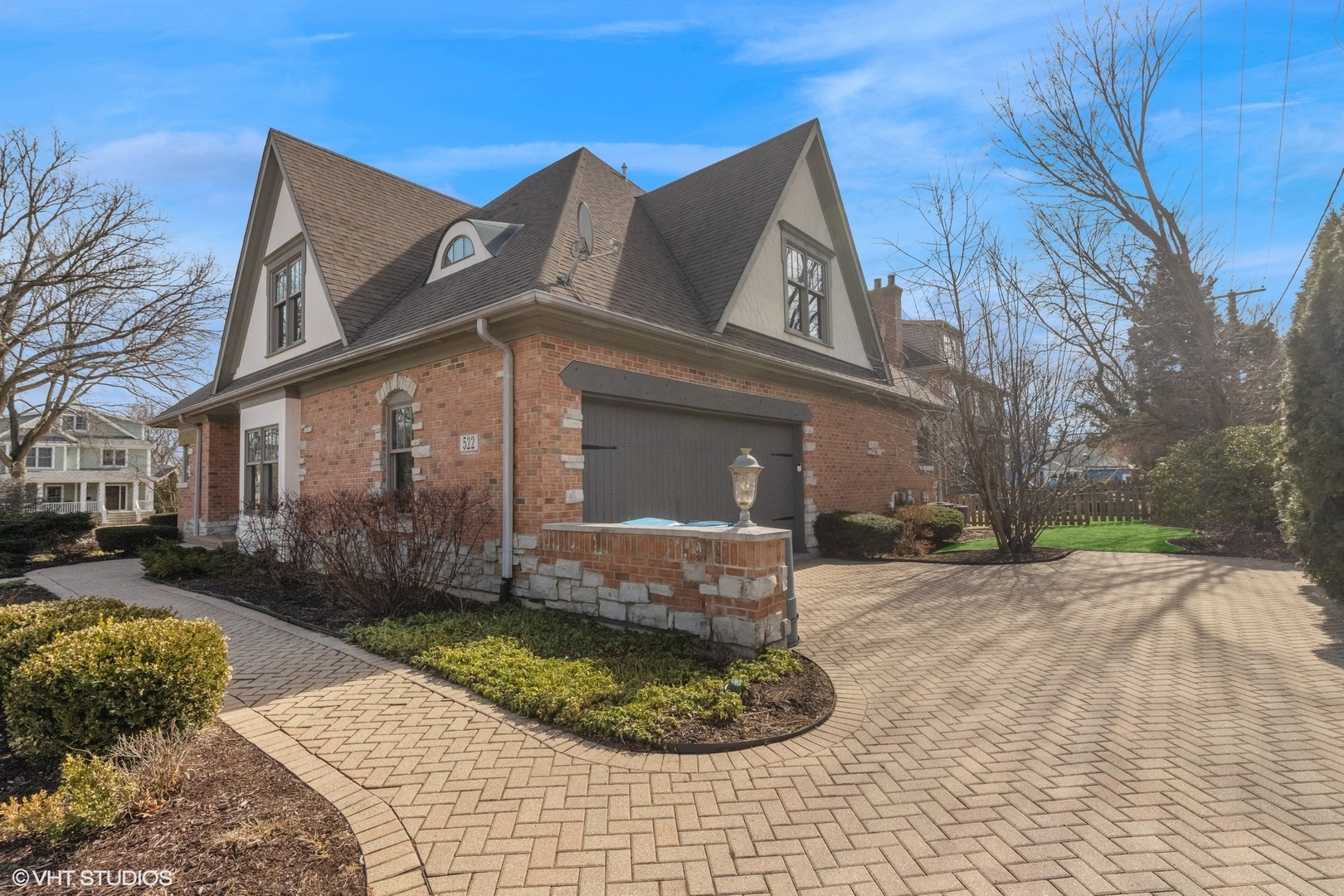 522 N County Line Road, Hinsdale, IL 60521