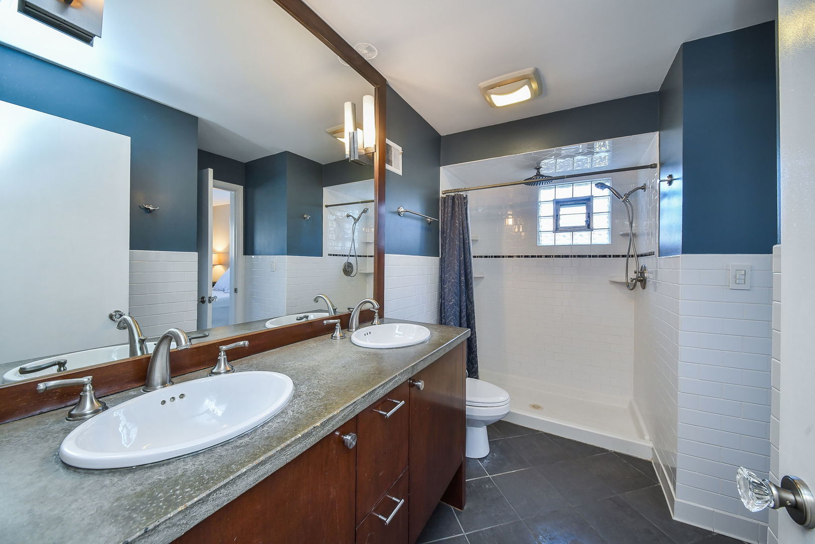 541 Park Row, Glen Ellyn, IL 60137