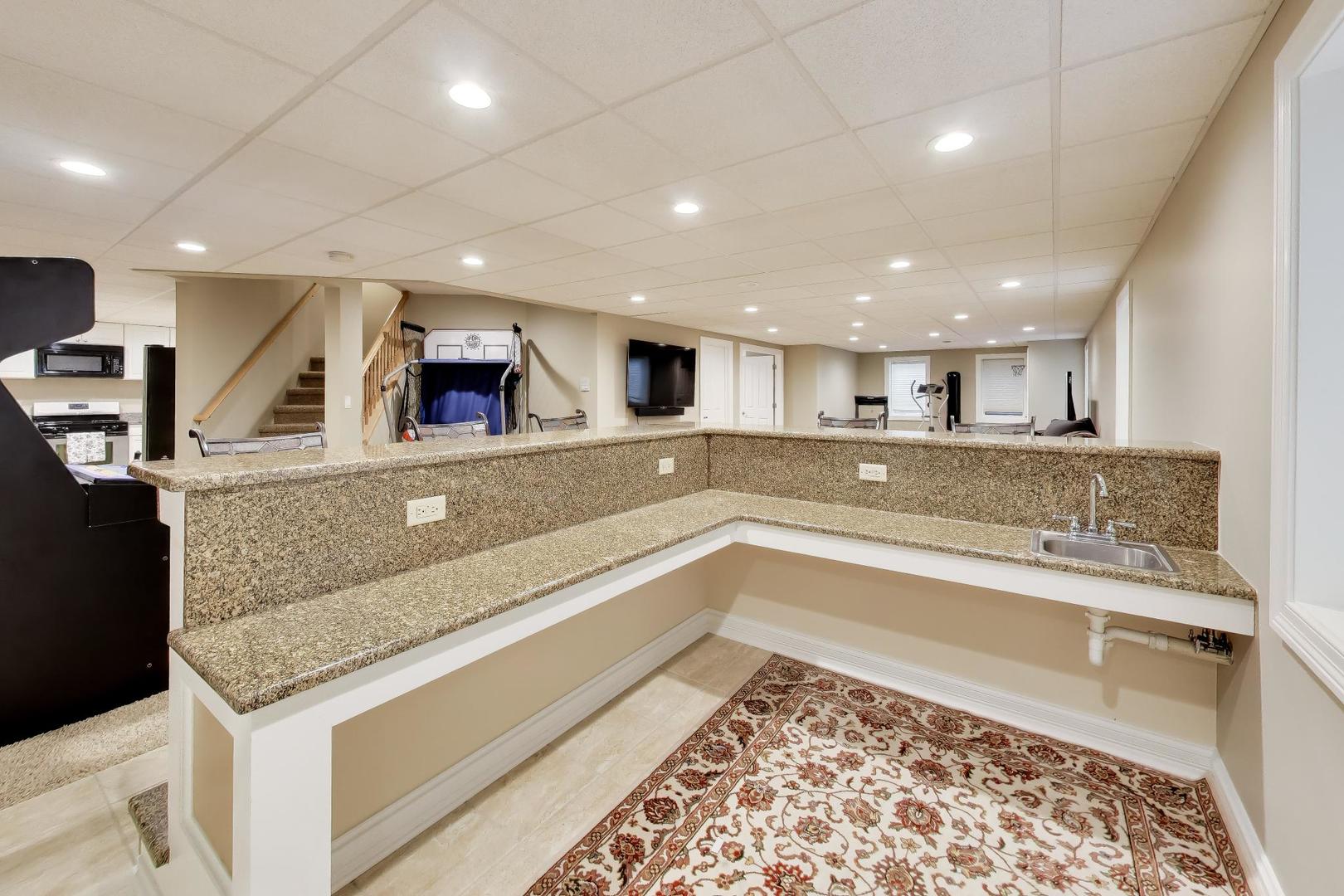 213 Justins Court, Vernon Hills, IL 60061