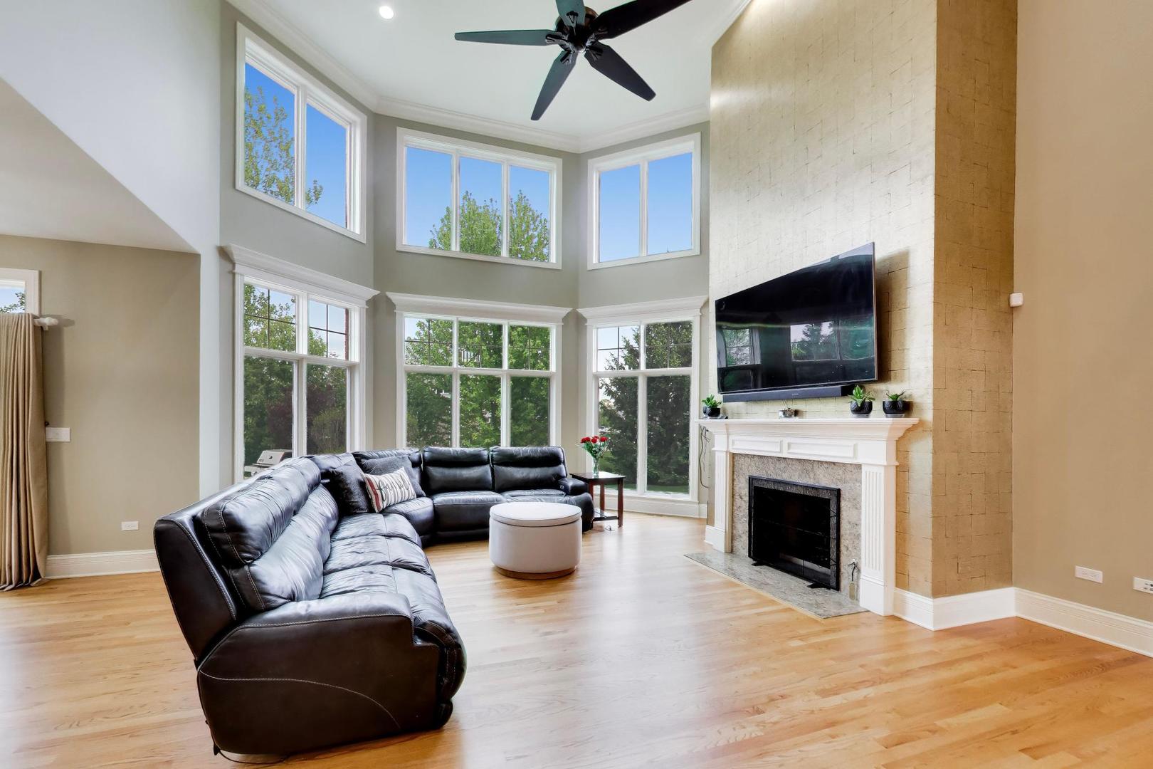 213 Justins Court, Vernon Hills, IL 60061