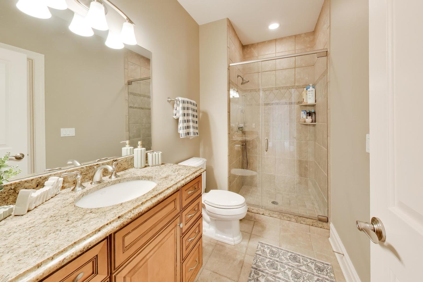 213 Justins Court, Vernon Hills, IL 60061