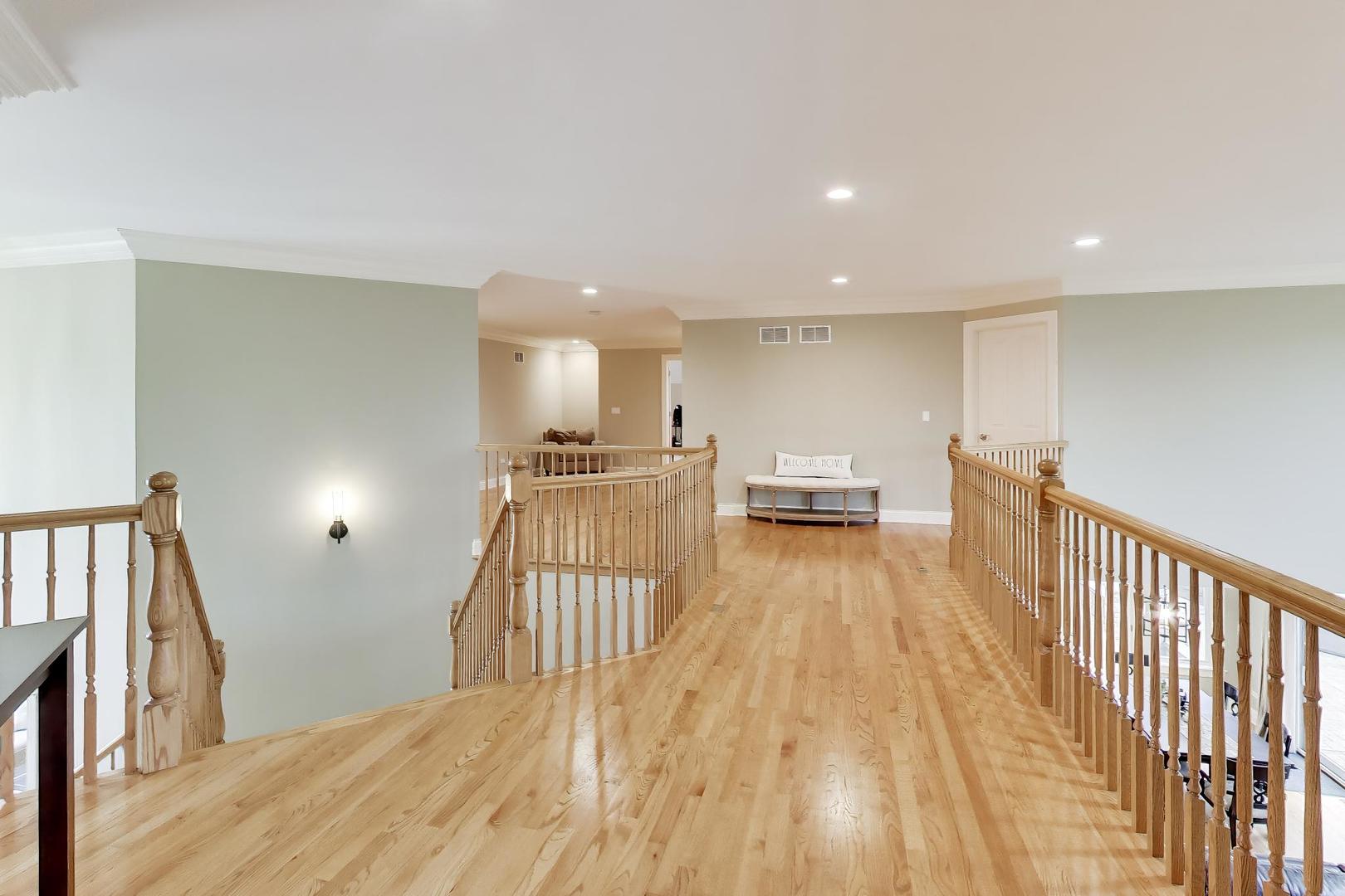 213 Justins Court, Vernon Hills, IL 60061