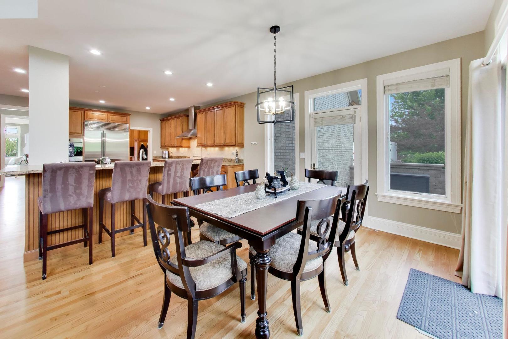 213 Justins Court, Vernon Hills, IL 60061