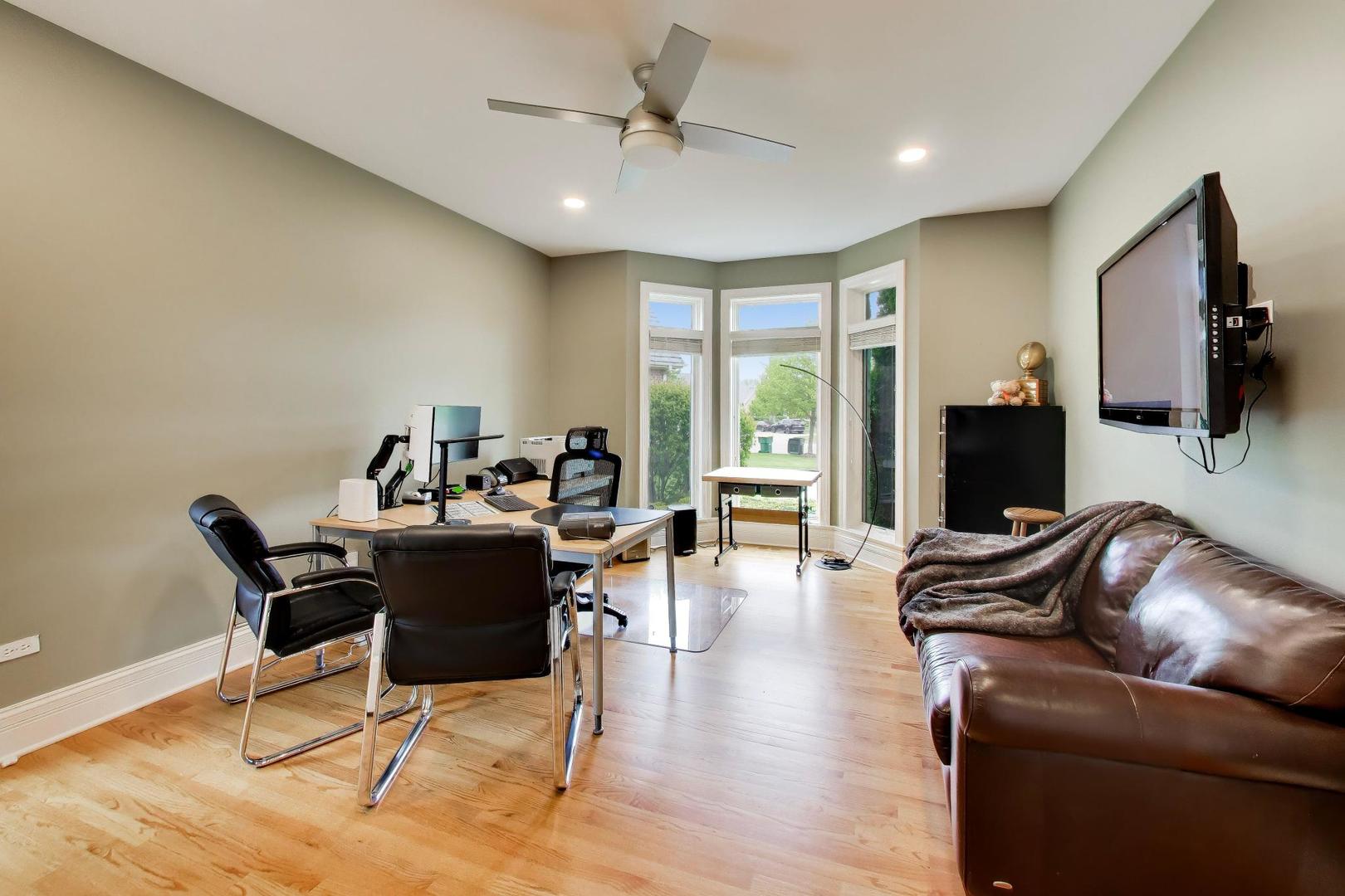213 Justins Court, Vernon Hills, IL 60061