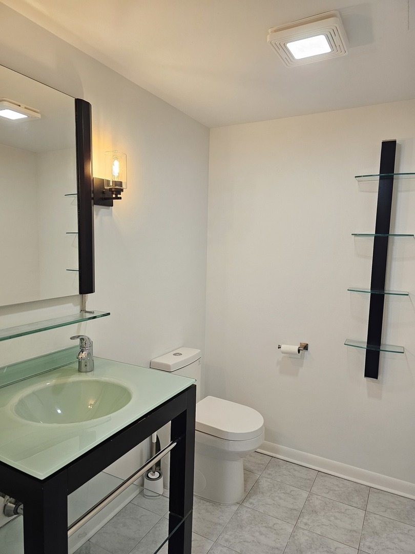 78 Downing Road, Buffalo Grove, IL 60089